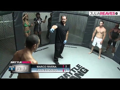 ❤️ Ultimate Fighter neukt een nummer meisje direct na een gevecht in de ring ️❌ Fucking video at us
