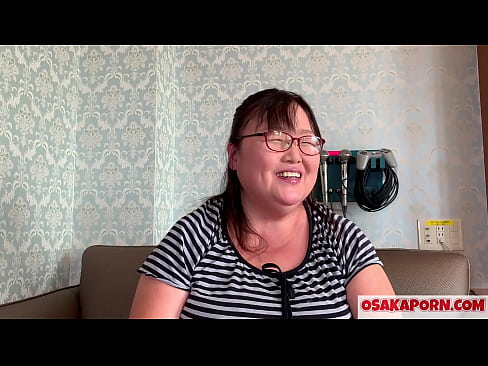 ❤️ Dikke Japanse moeder toont haar enorme tieten en geniet van een sexspeeltje. Een 51-jarige Aziatische moeder vertelt over haar seksuele ervaring. Yukiko 1 OSAKAPORN vette milf ️❌ Fucking video at us