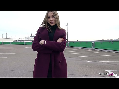 ❤️ DUITSE SCOUT IS EEN DROOM DIE STEELE AANRAAKT, PARKEERPLAATS VERKLIKKER EN SEXY VOOR GELD ️❌ Fucking video at us